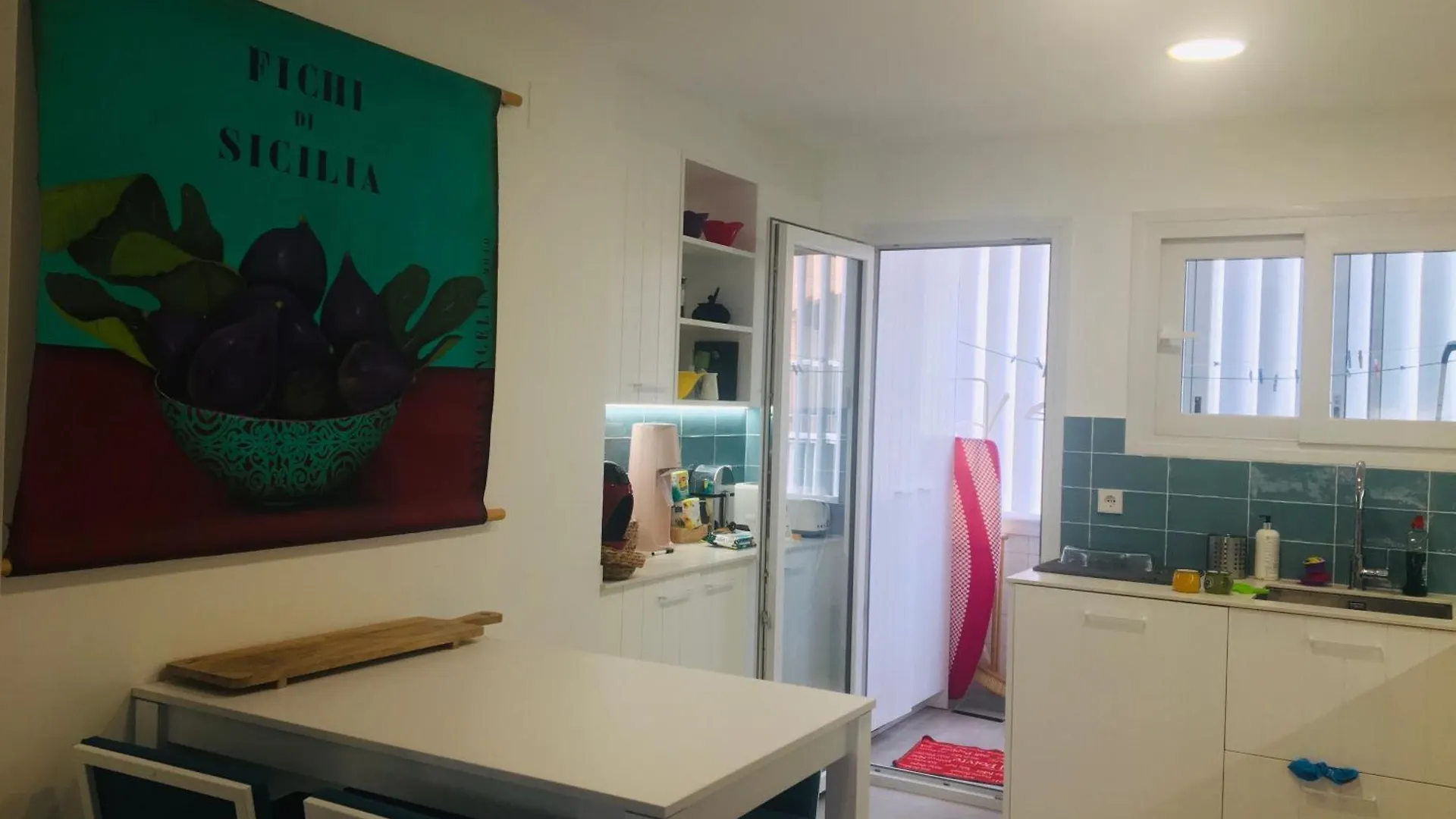 Grand Appartement Superbe Vue Mer, Plage Principale De Салоу 0*,  Испания